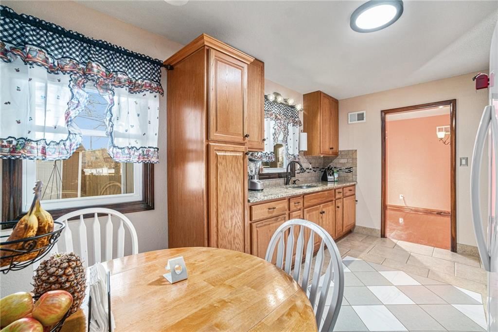 5015 Waverly Avenue — photo 15