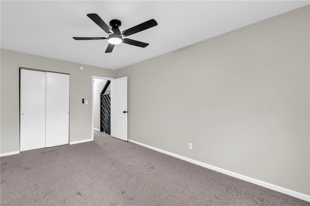 1021/1023 Shawnee Street — photo 11