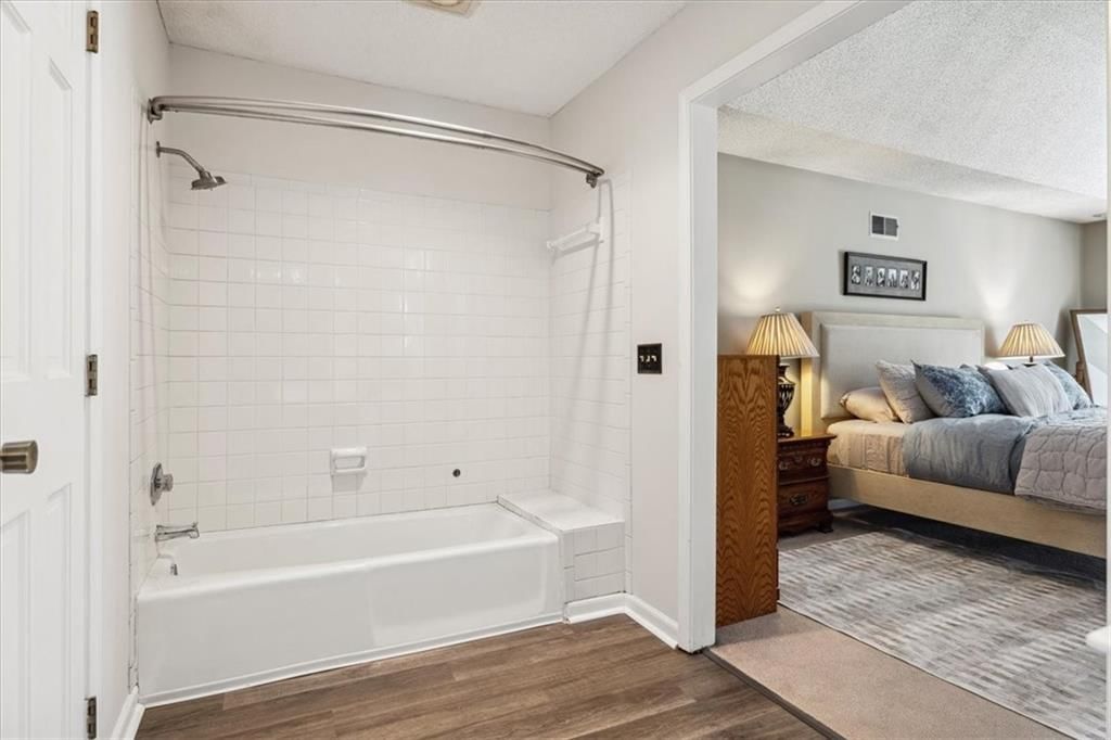613 NW 44th Street — photo 19