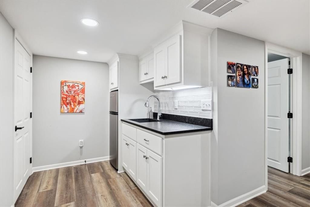 613 NW 44th Street — photo 28