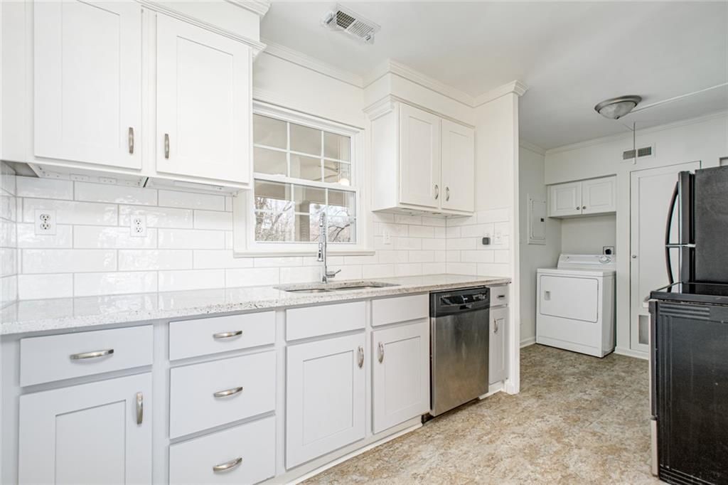4509 N Charlotte Street — photo 8