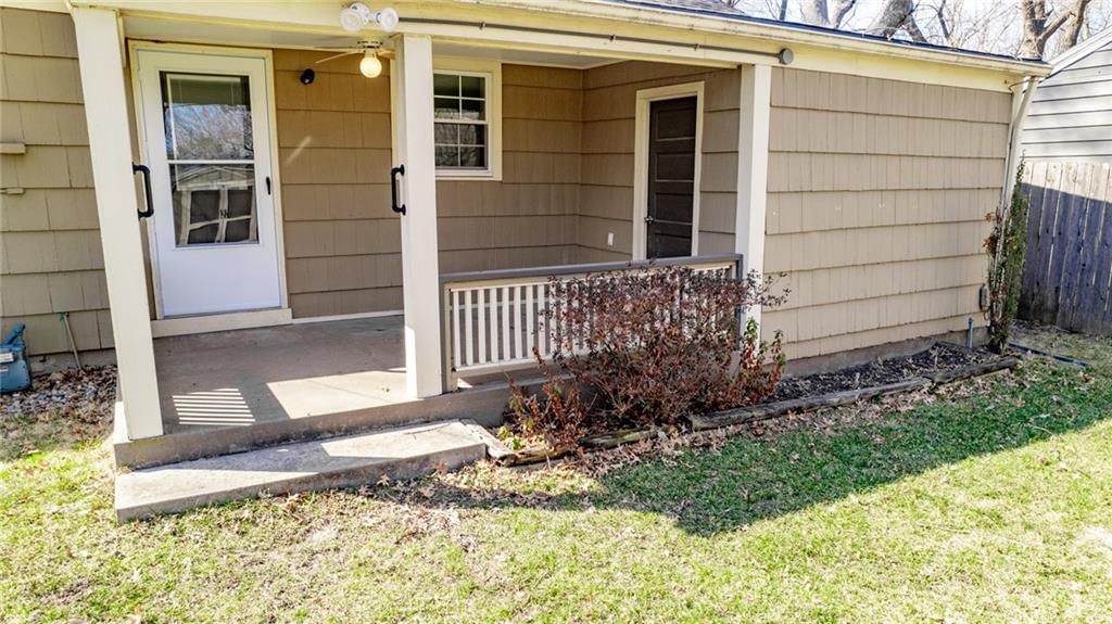 4509 N Charlotte Street — photo 16