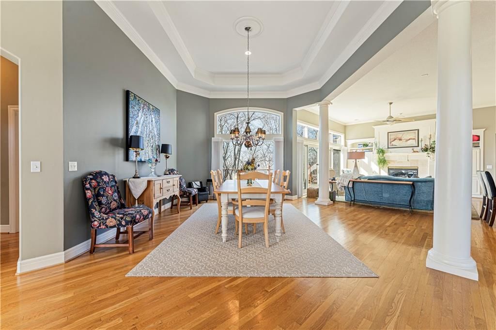 6402 Warwick Street — photo 5
