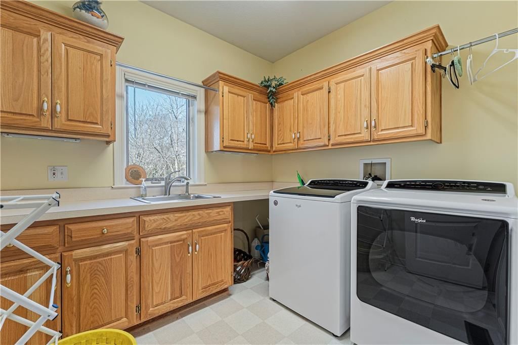 6402 Warwick Street — photo 15