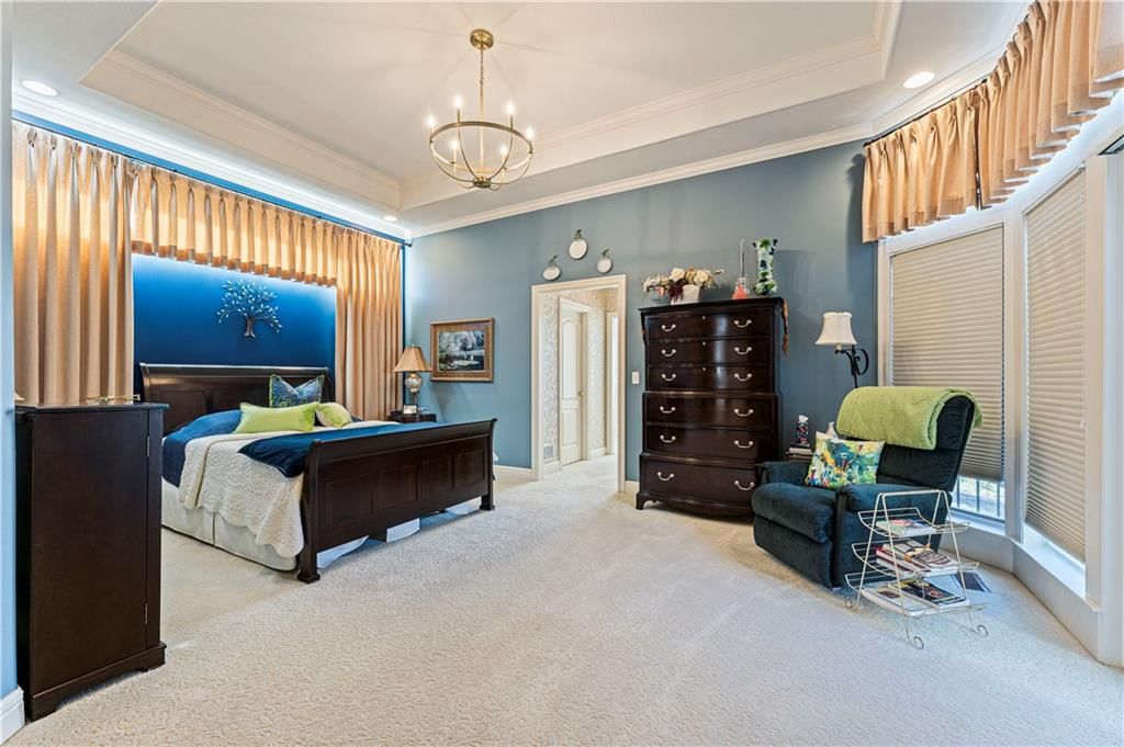 6402 Warwick Street — photo 19