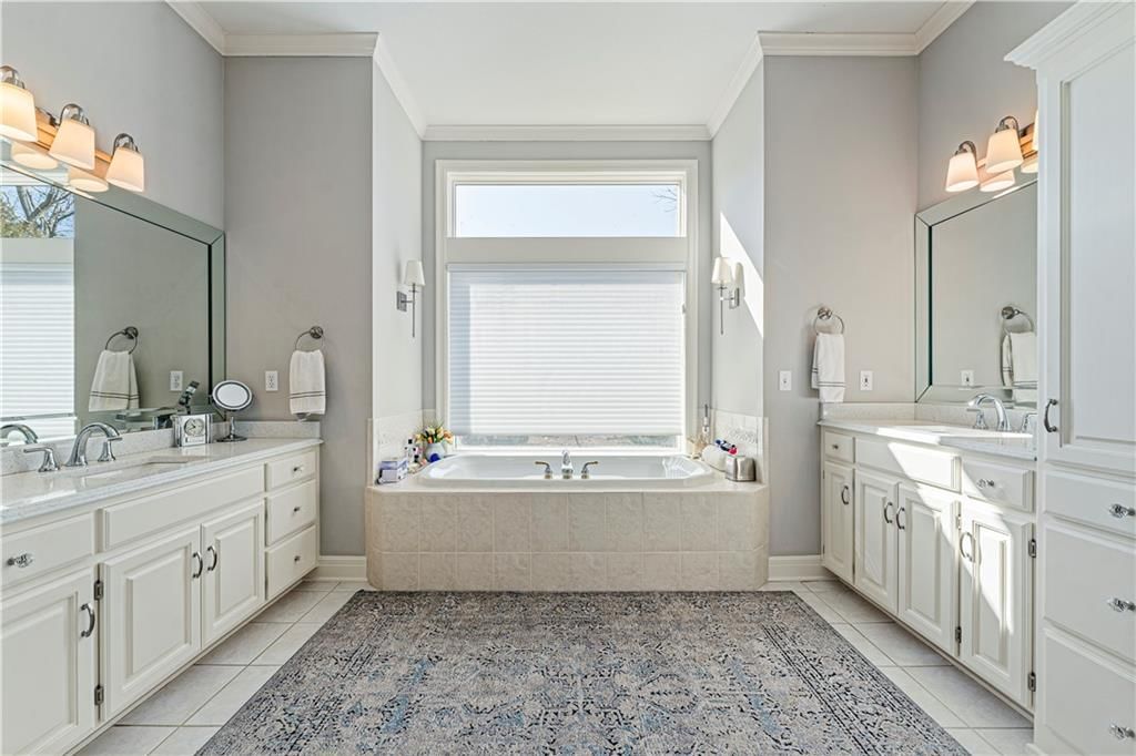 6402 Warwick Street — photo 21