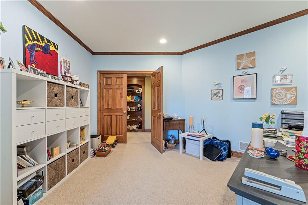 6402 Warwick Street — photo 43