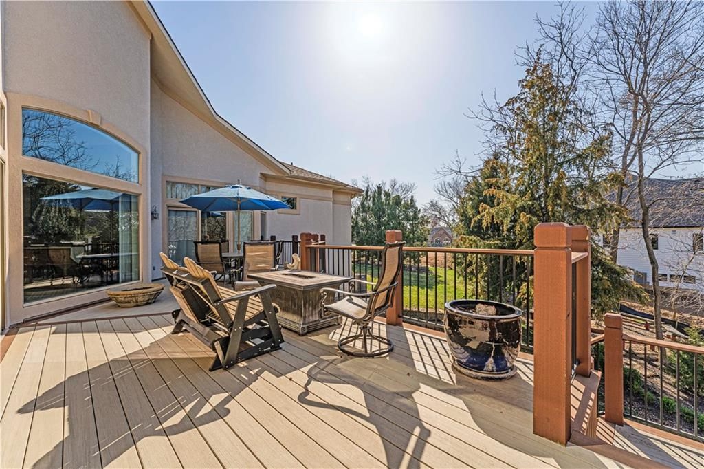 6402 Warwick Street — photo 47