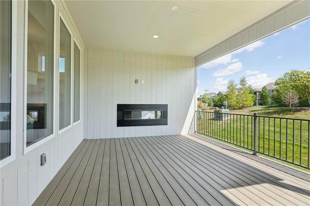 11463 S Aurora Street — photo 50