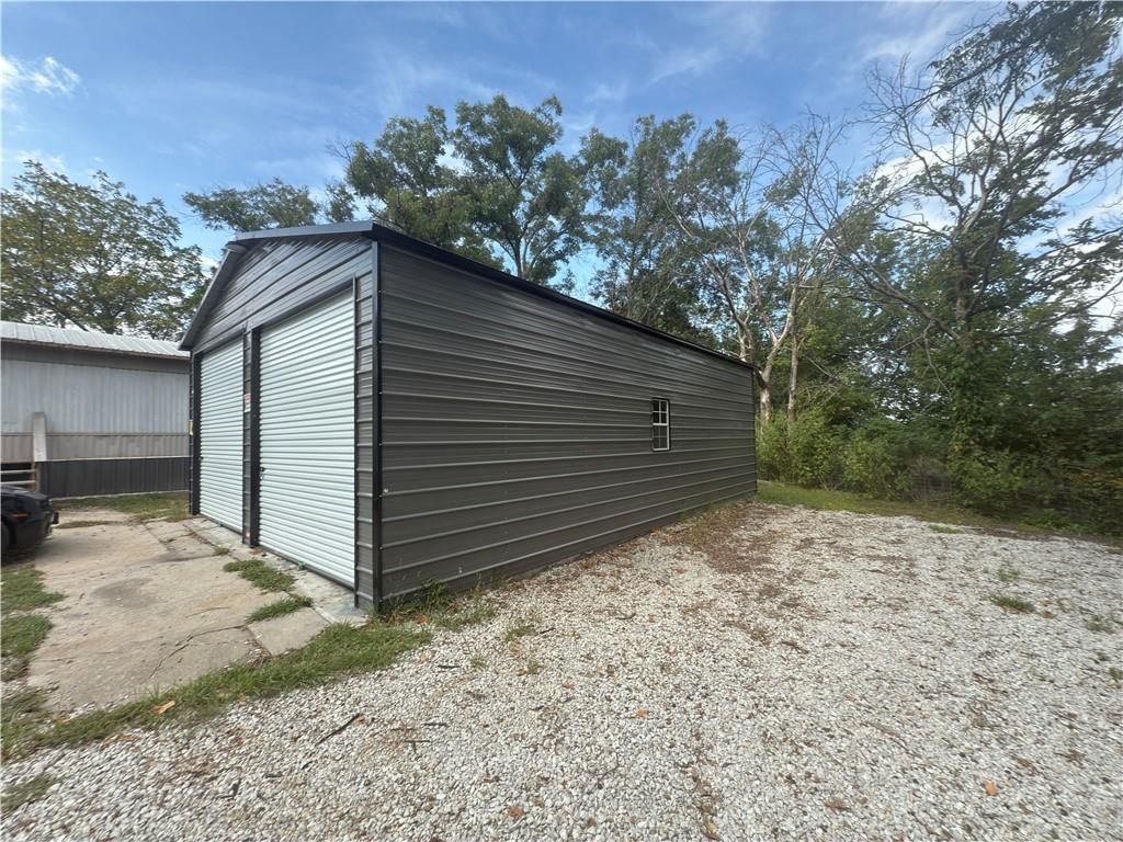 22410 E courtney atherton Road, Independence, MO