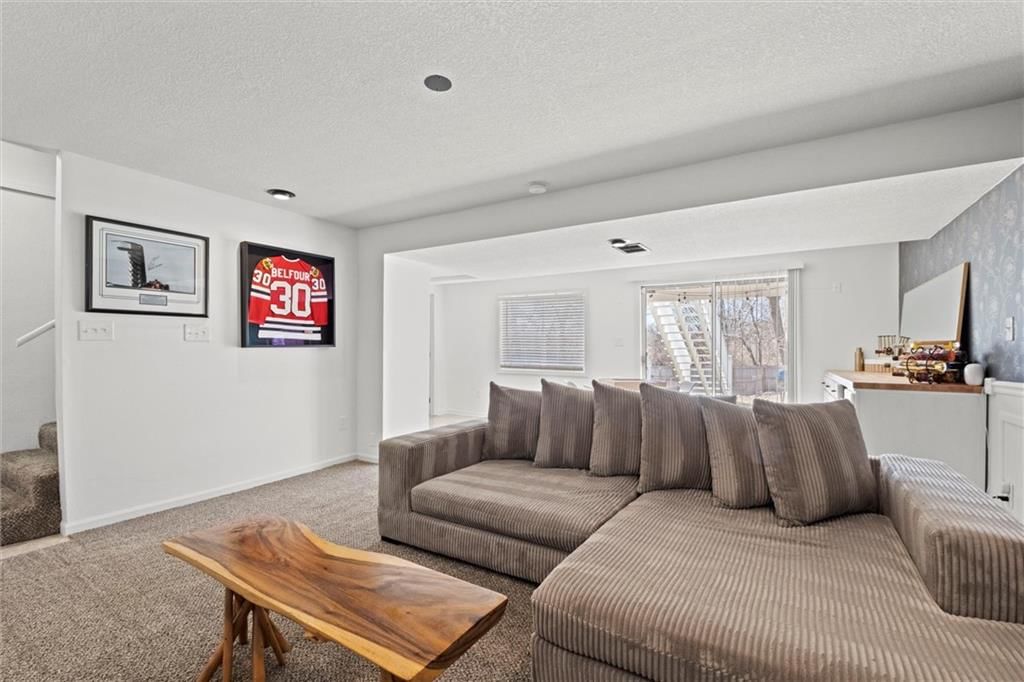 914 N 92nd Street — photo 30
