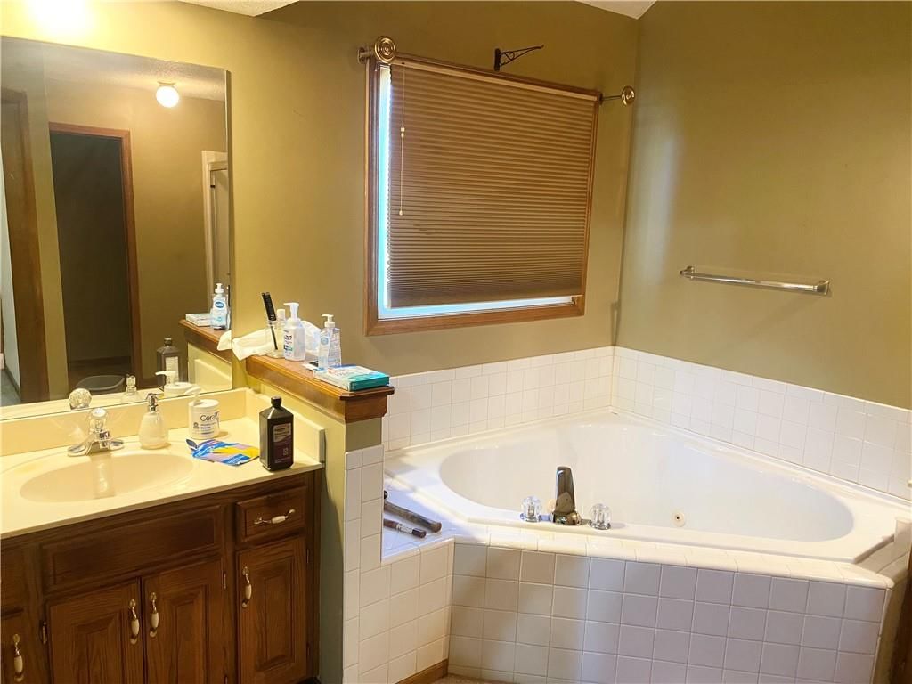 7002 N Holly Court — photo 10