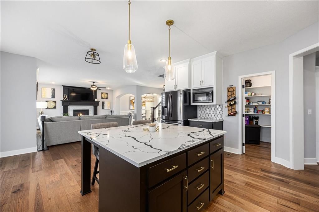 5823 Belmont Drive — photo 9