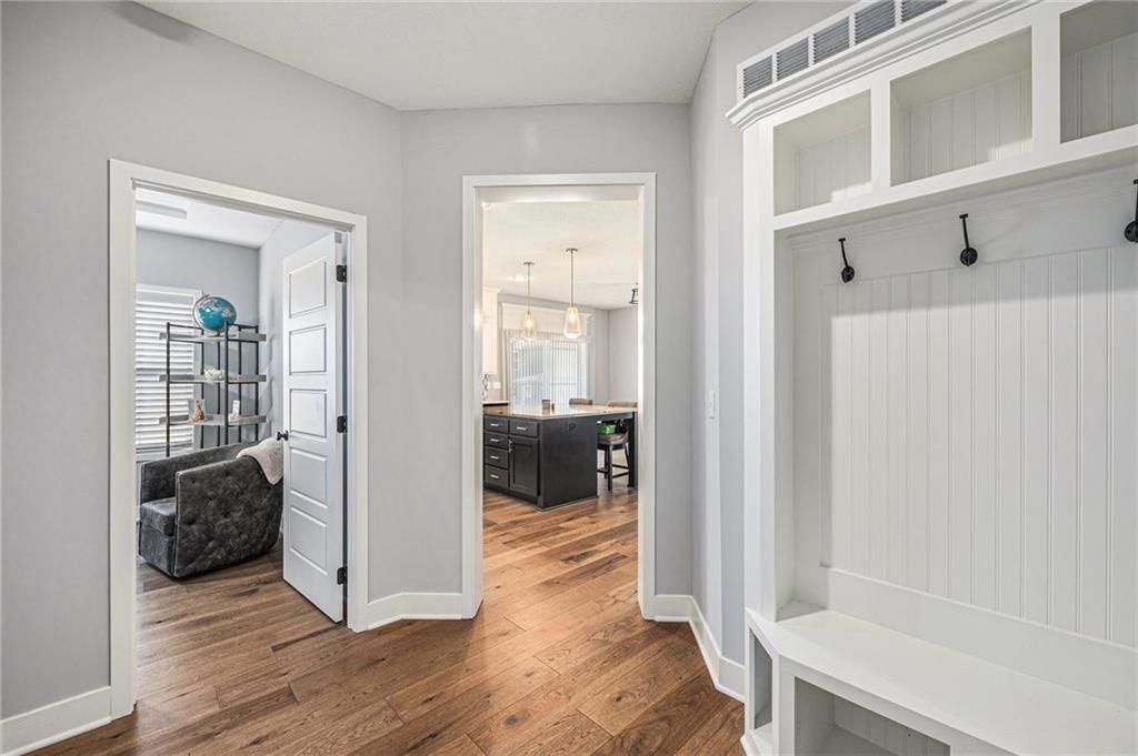 5823 Belmont Drive — photo 13