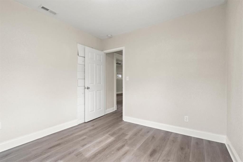 3526 Bellefontaine Avenue — photo 10