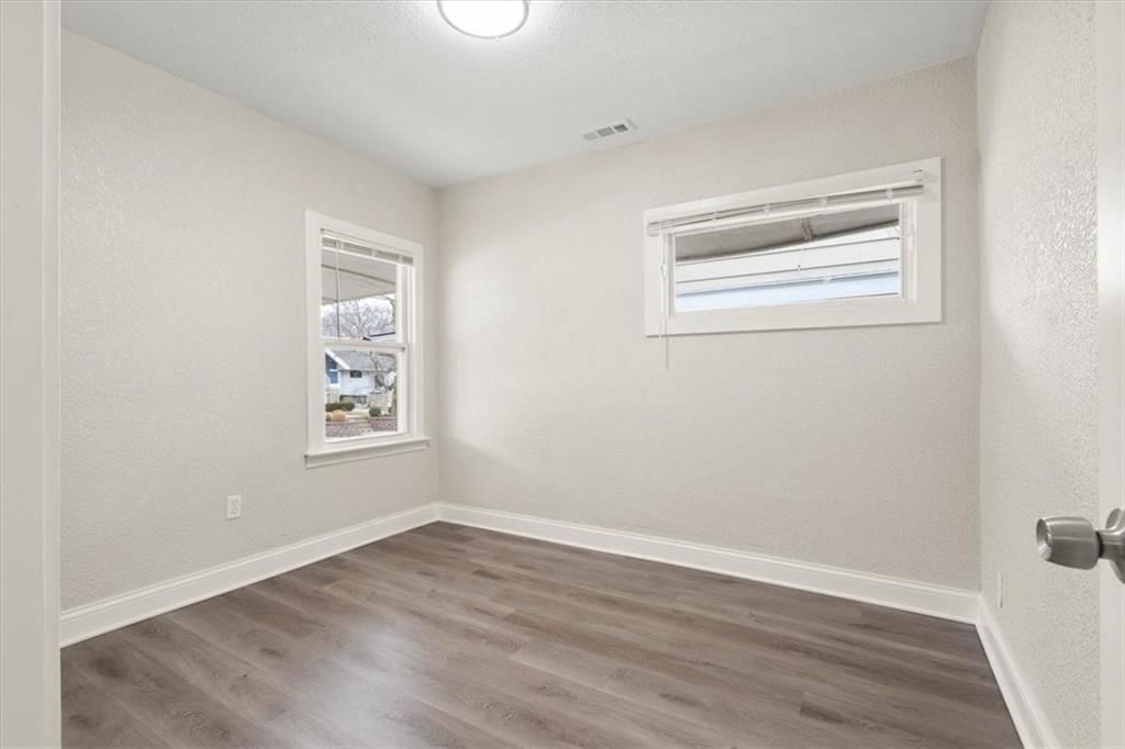 3526 Bellefontaine Avenue — photo 14