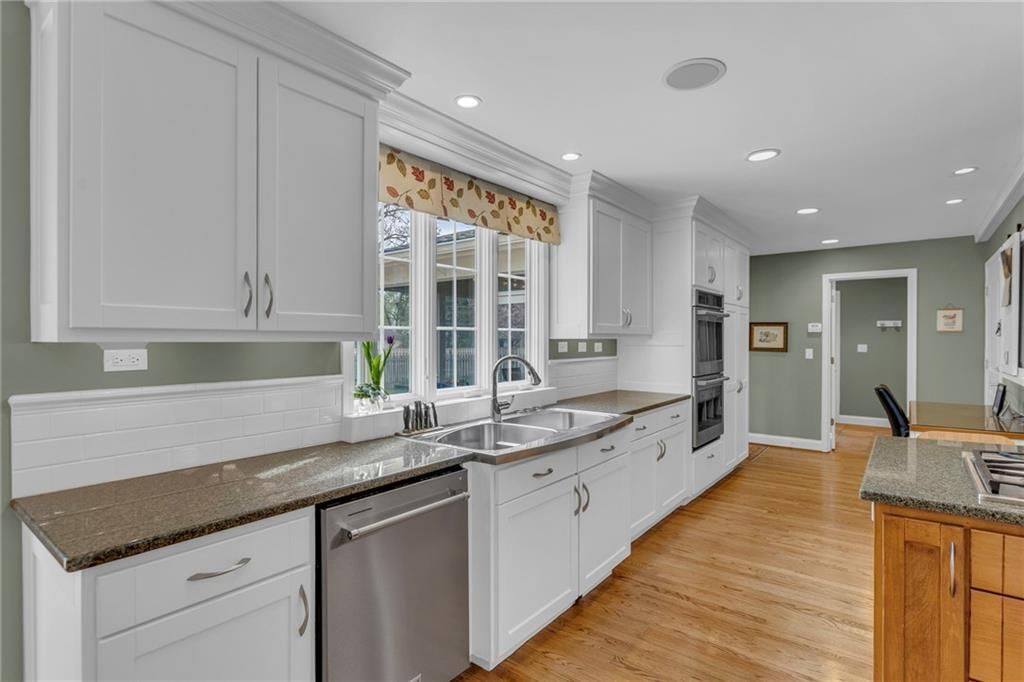 5419 W 100th Street — photo 19