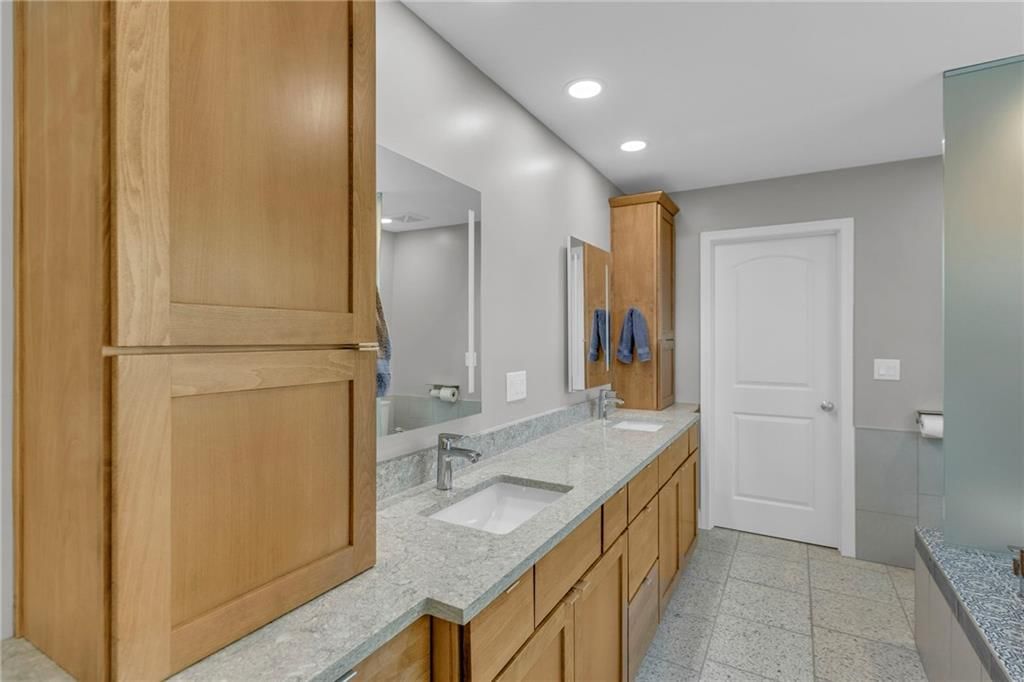 5419 W 100th Street — photo 35