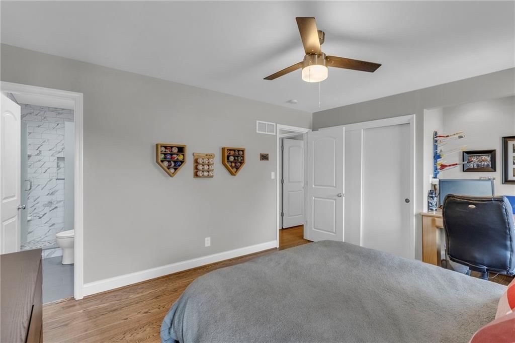 5419 W 100th Street — photo 39