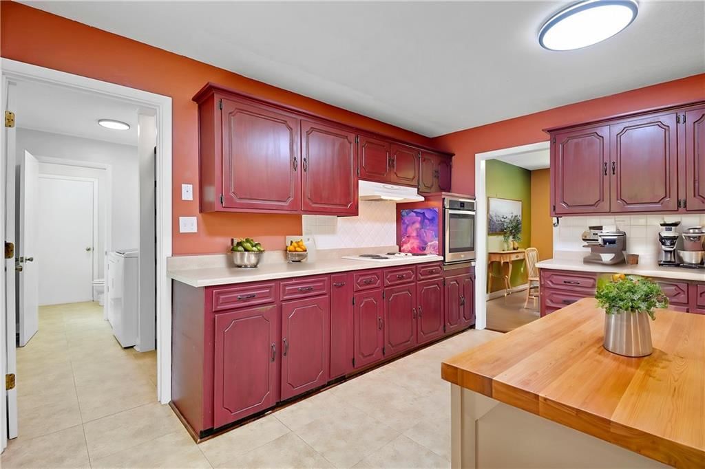 11001 Jackson Avenue — photo 9