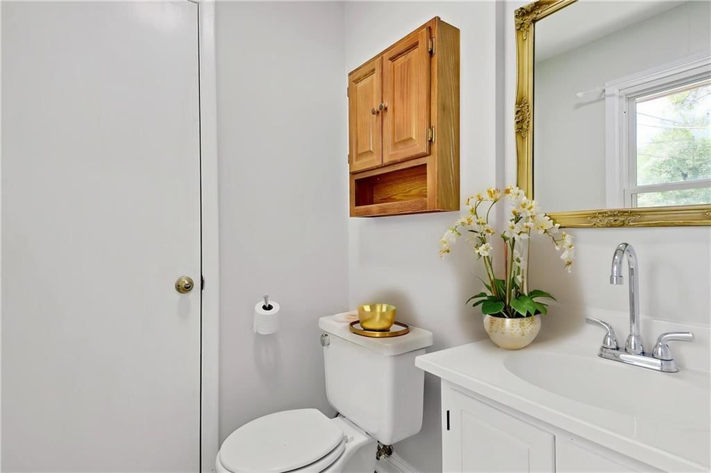 11001 Jackson Avenue — photo 13