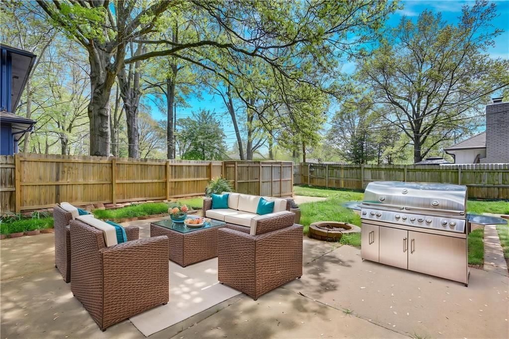 11001 Jackson Avenue — photo 14