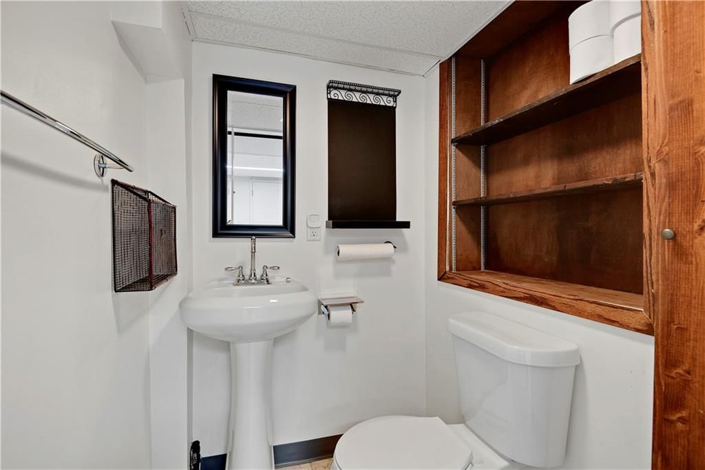 11001 Jackson Avenue — photo 29