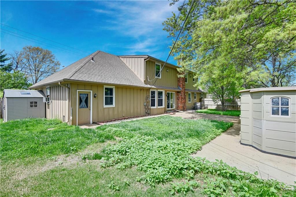 11001 Jackson Avenue — photo 30