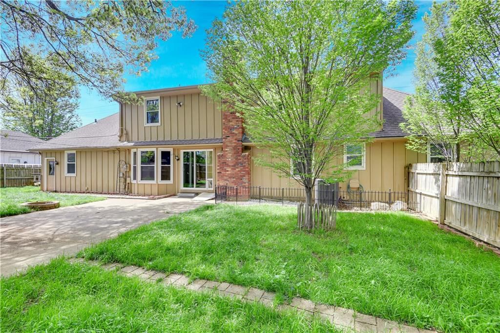 11001 Jackson Avenue — photo 31