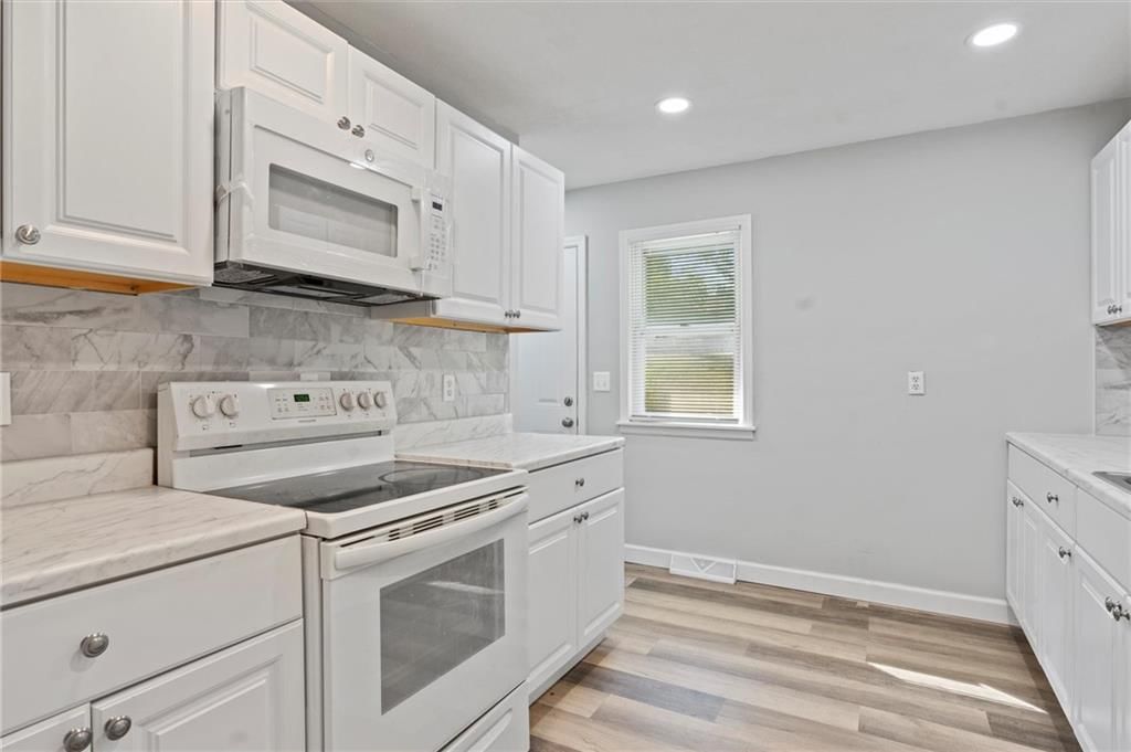 7715 E 47th Terrace — photo 11