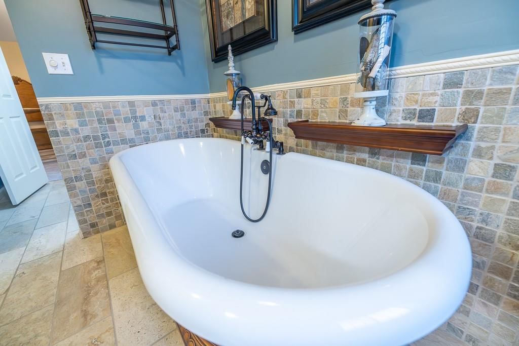102 Walnut Street — photo 42