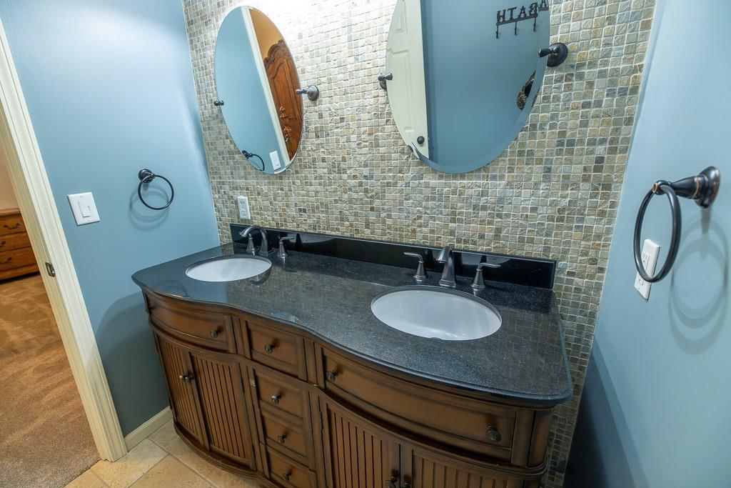 102 Walnut Street — photo 45