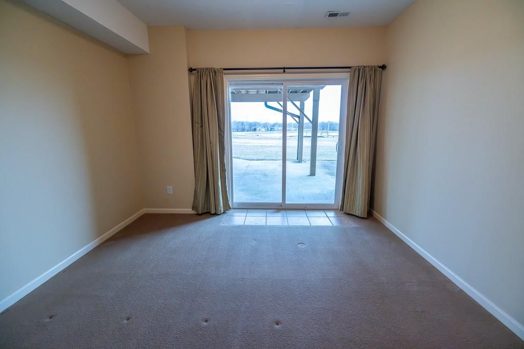 102 Walnut Street — photo 60