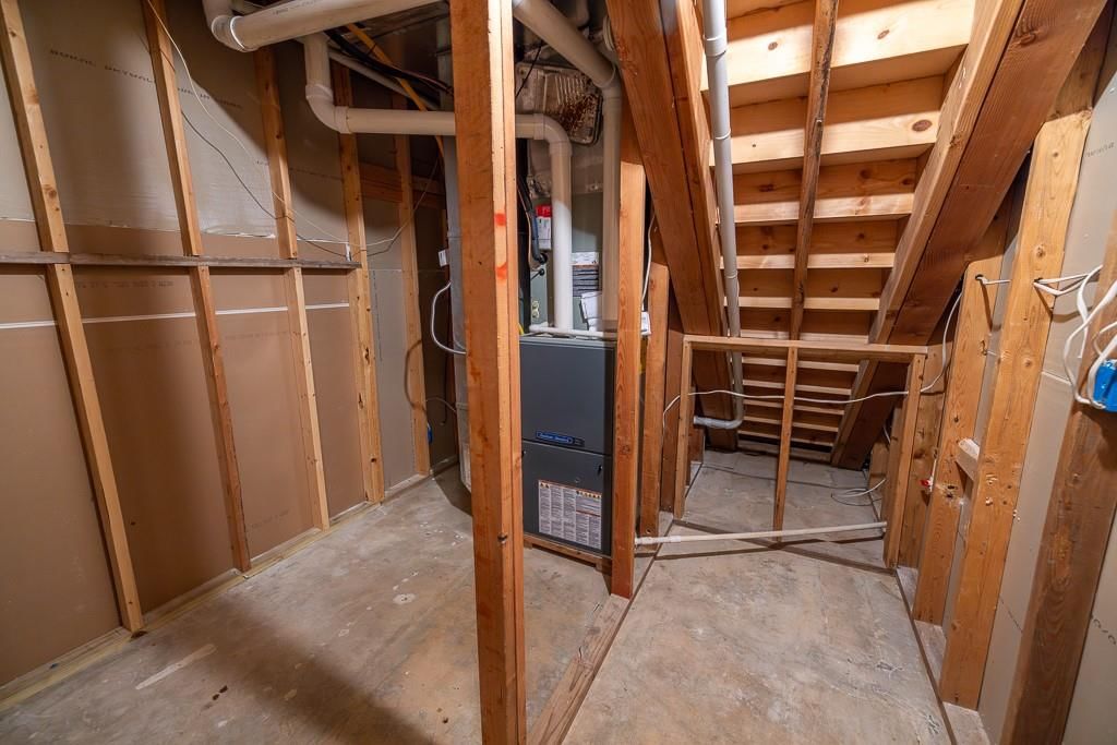 102 Walnut Street — photo 63