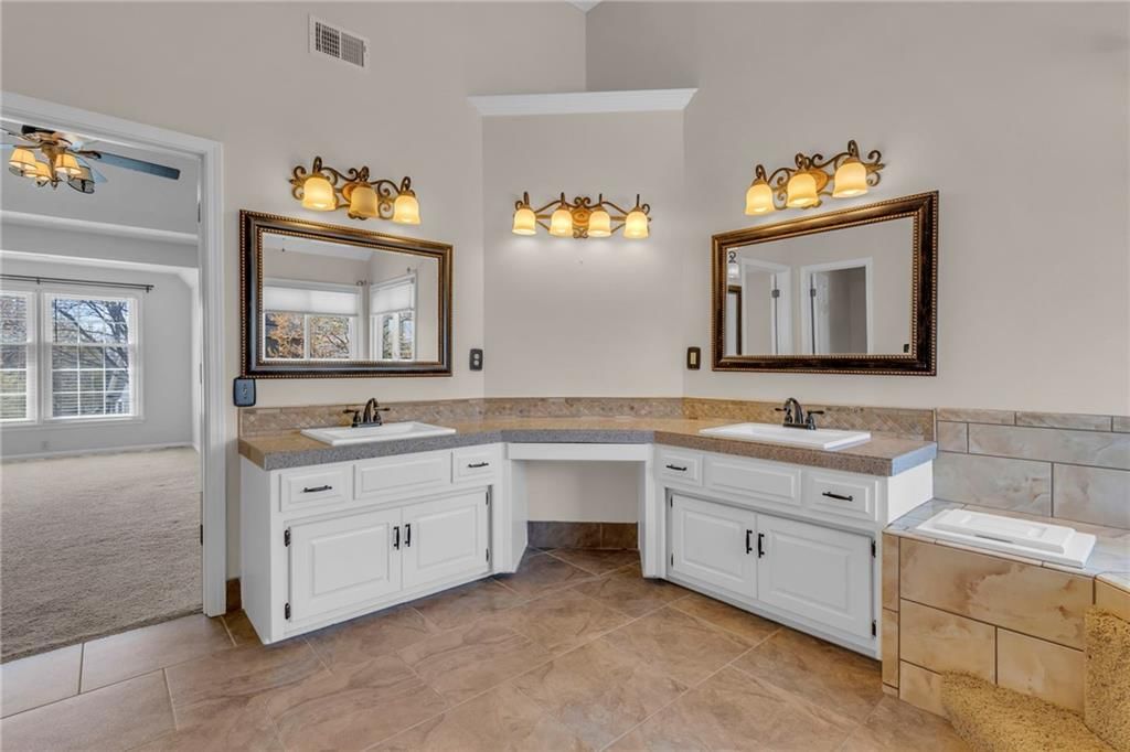 16512 W 132nd Street — photo 37