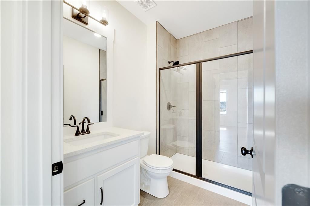 2040 SW Wheatfield Court — photo 4