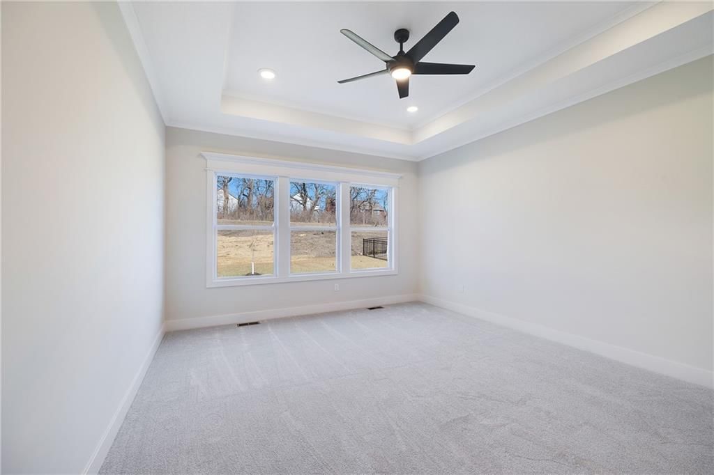 2040 SW Wheatfield Court — photo 16