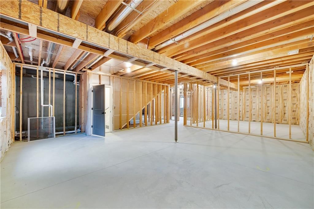 2040 SW Wheatfield Court — photo 27