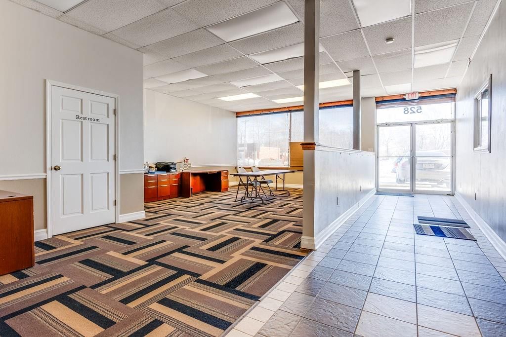 528 N Scott Avenue — photo 5