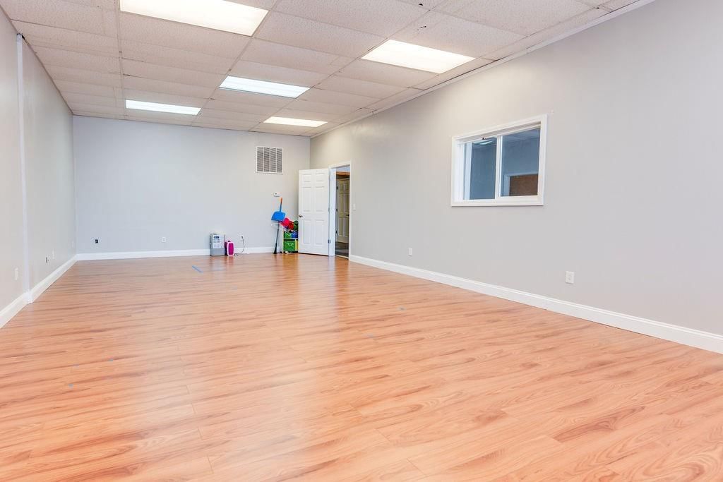 528 N Scott Avenue — photo 8