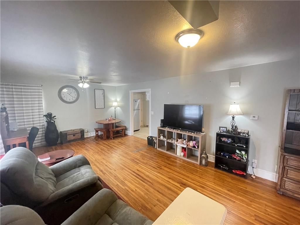 403 Elizabeth Street — photo 6