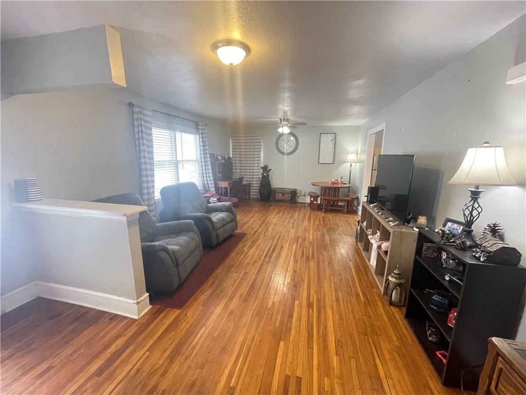 403 Elizabeth Street — photo 7