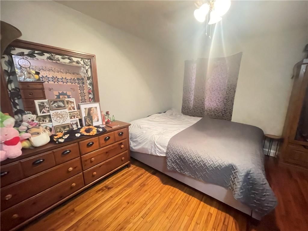 403 Elizabeth Street — photo 9