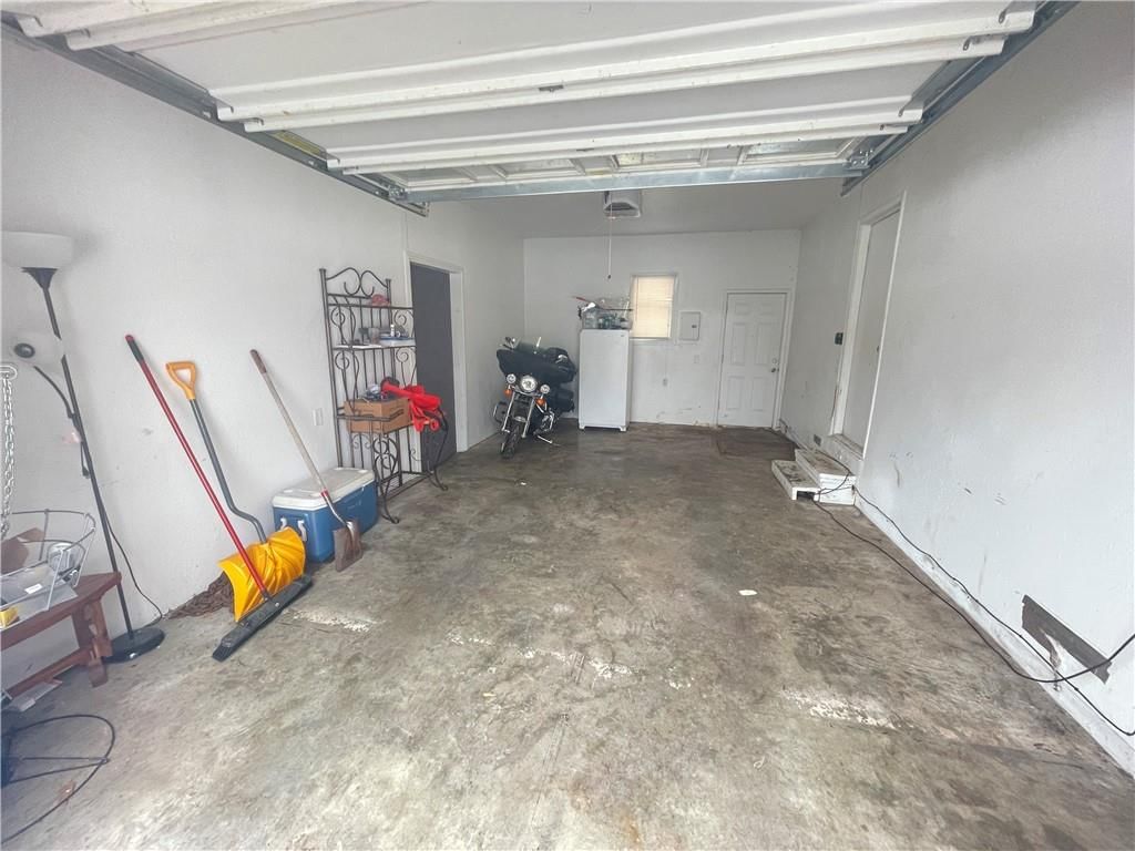 403 Elizabeth Street — photo 16