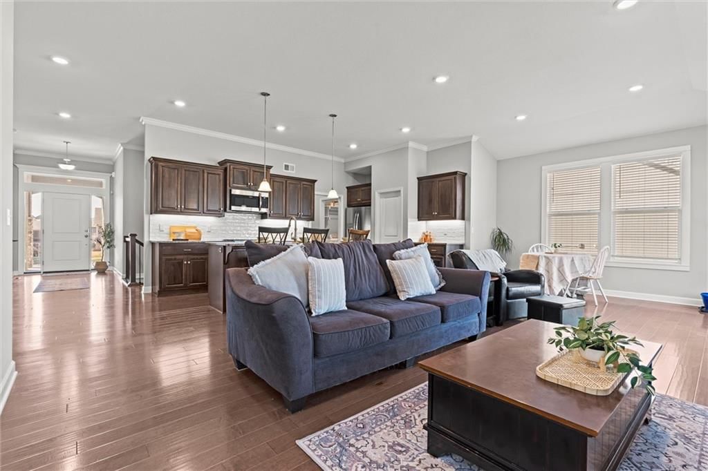 8715 N Allenton Avenue — photo 12