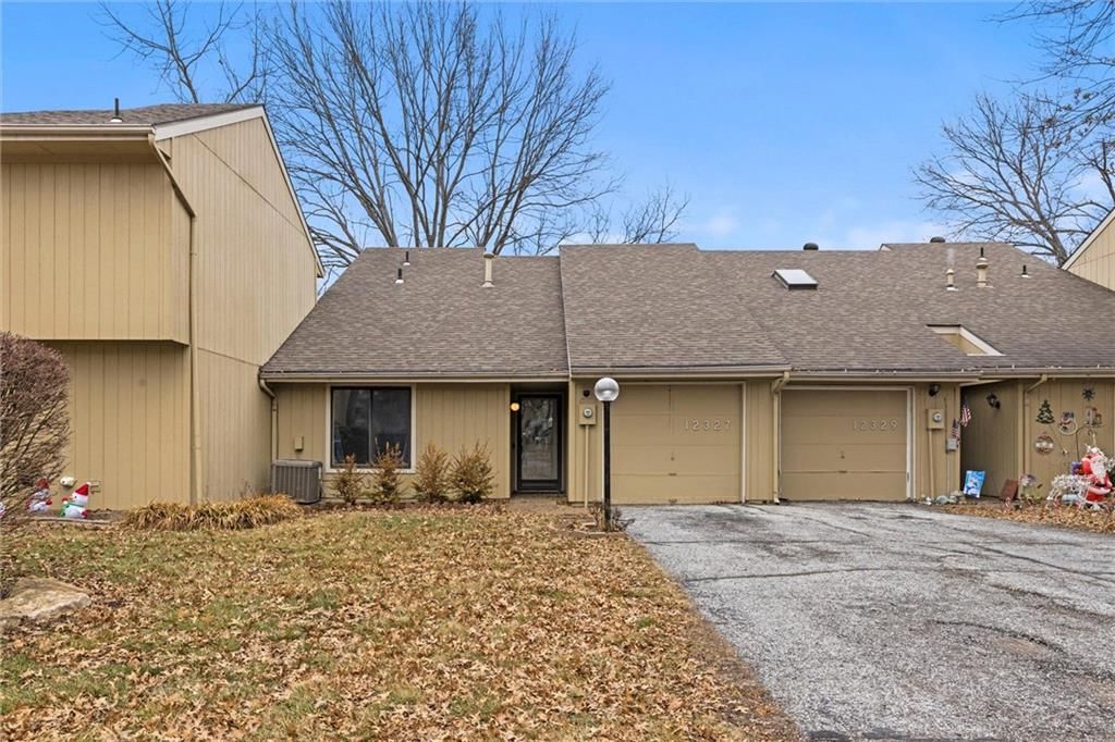 12327 Charlotte Street — photo 3