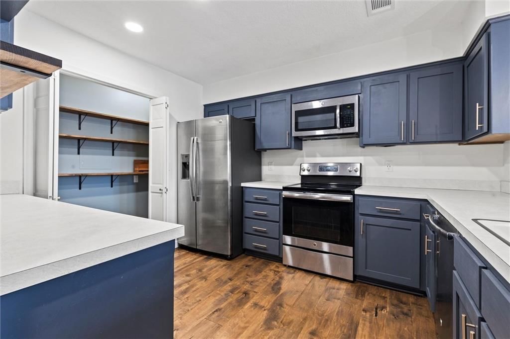 12327 Charlotte Street — photo 11