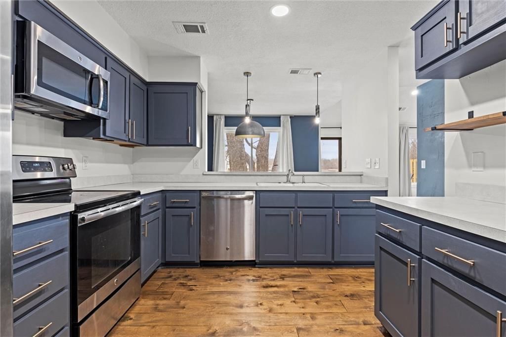 12327 Charlotte Street — photo 12
