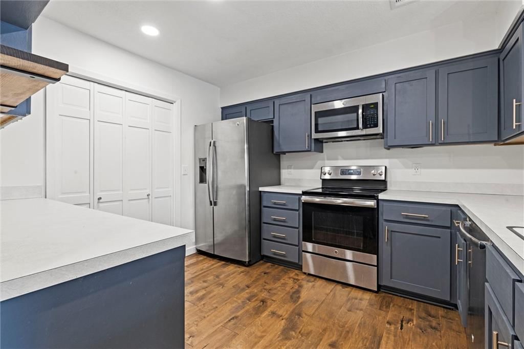 12327 Charlotte Street — photo 14