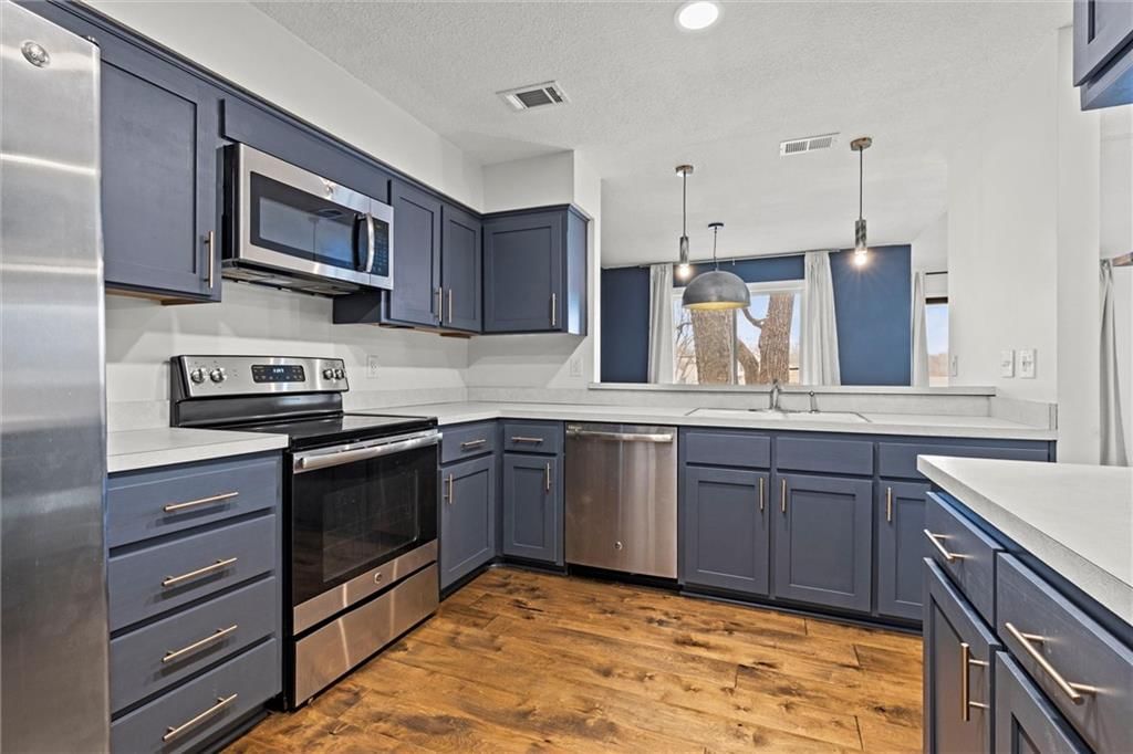 12327 Charlotte Street — photo 15